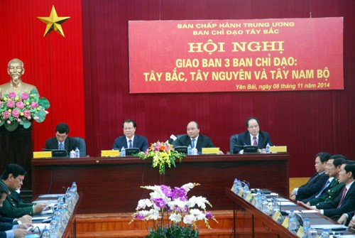 Konferenz der Verwaltungsstäbe in Nordwesten, Tay Nguyen und Südwesten - ảnh 1